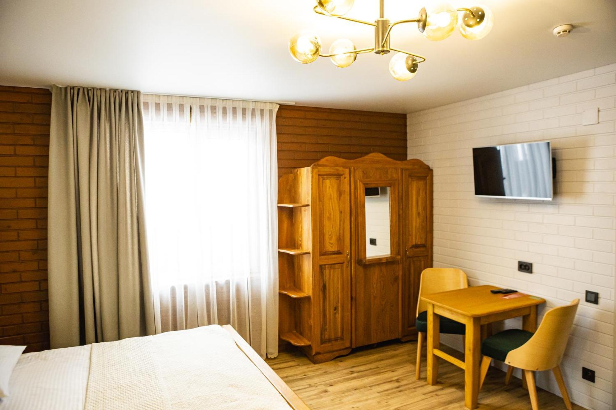 Zatyshok Nad Prutom Hotel Boekovel Buitenkant foto