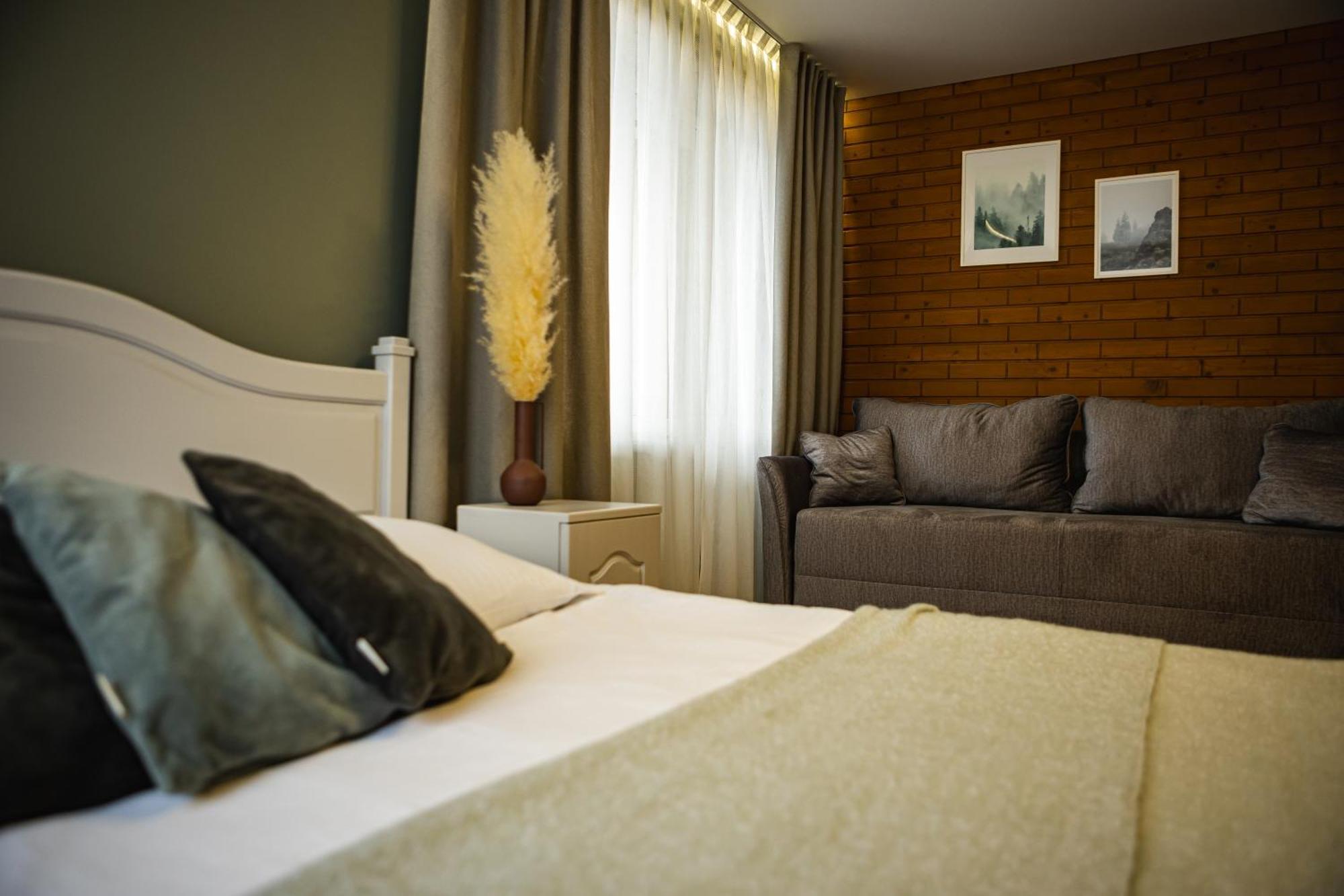 Zatyshok Nad Prutom Hotel Boekovel Buitenkant foto