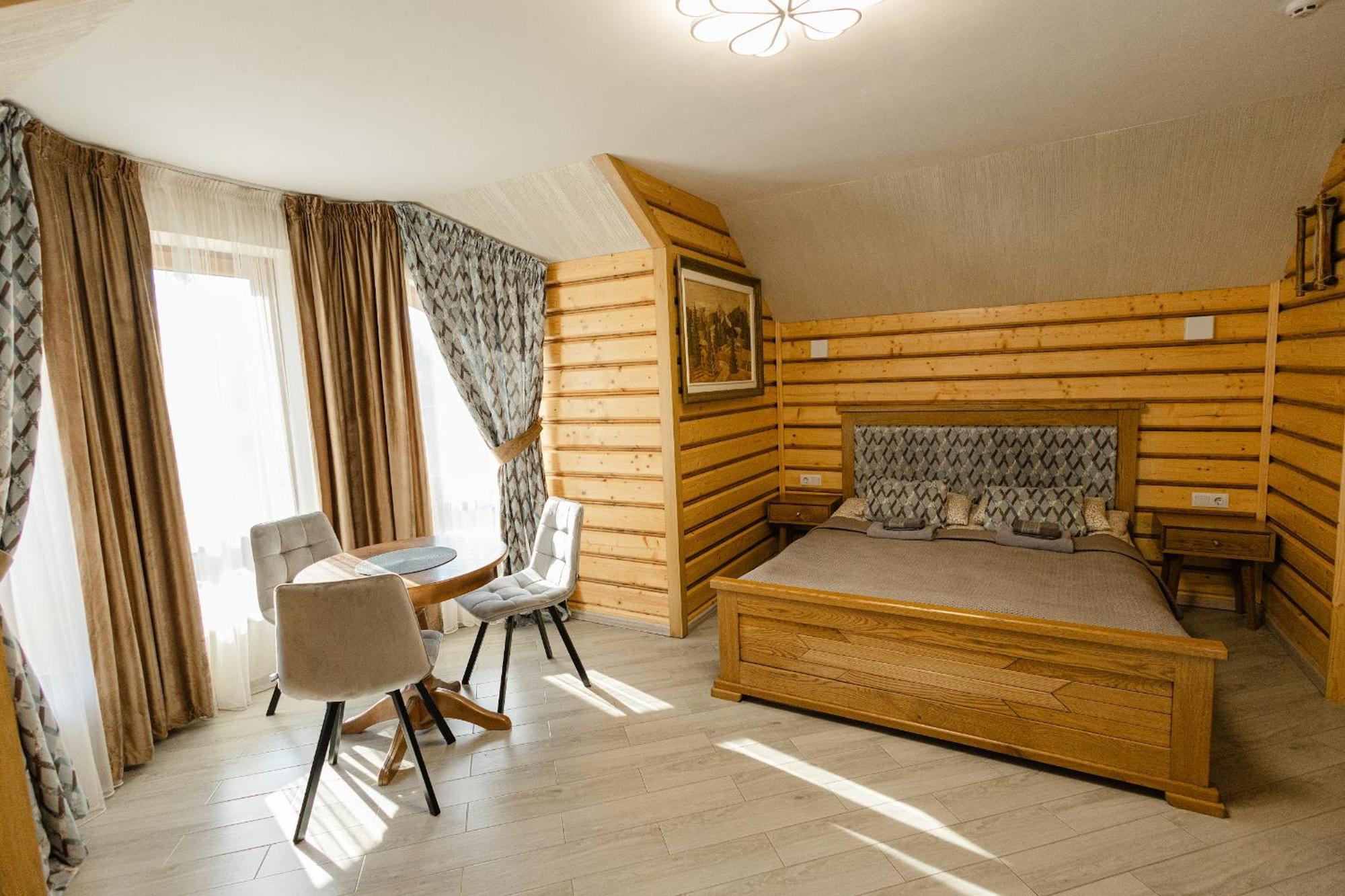 Zatyshok Nad Prutom Hotel Boekovel Buitenkant foto
