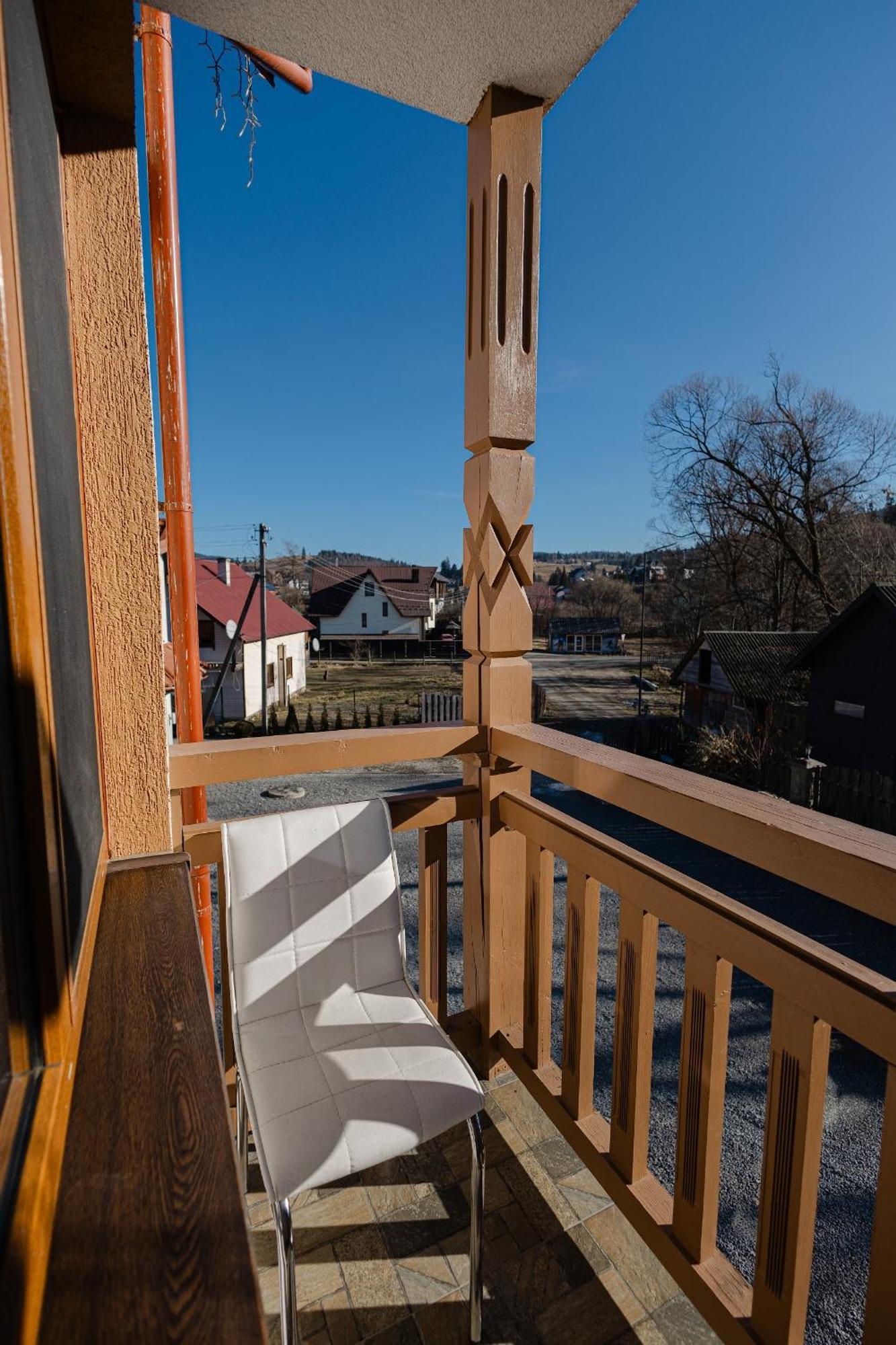 Zatyshok Nad Prutom Hotel Boekovel Buitenkant foto